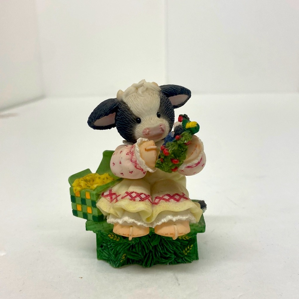 Enesco Original “Cow-lecting Deere Memories”